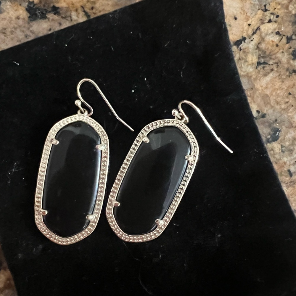 Kendra Scott small black earrings